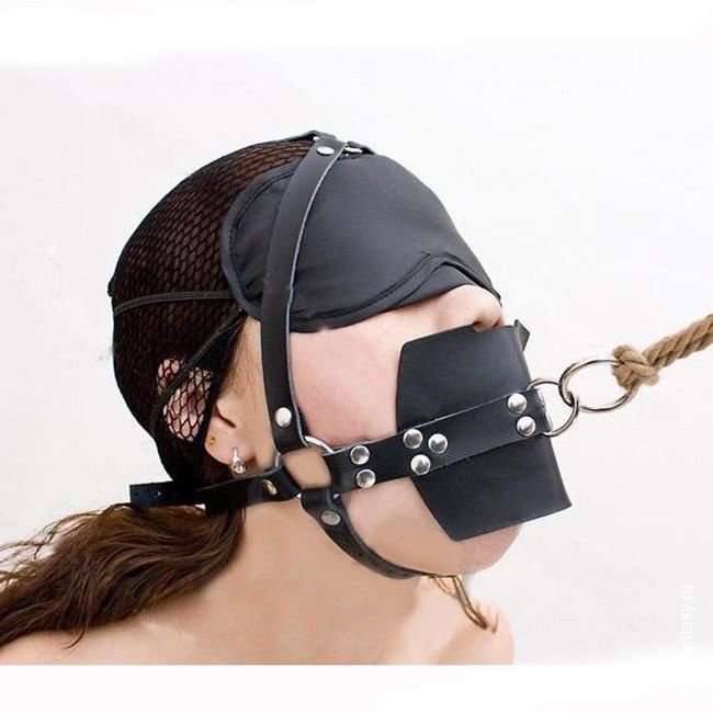 Кляп с шариком и кольцом Кляп с шариком и кольцом