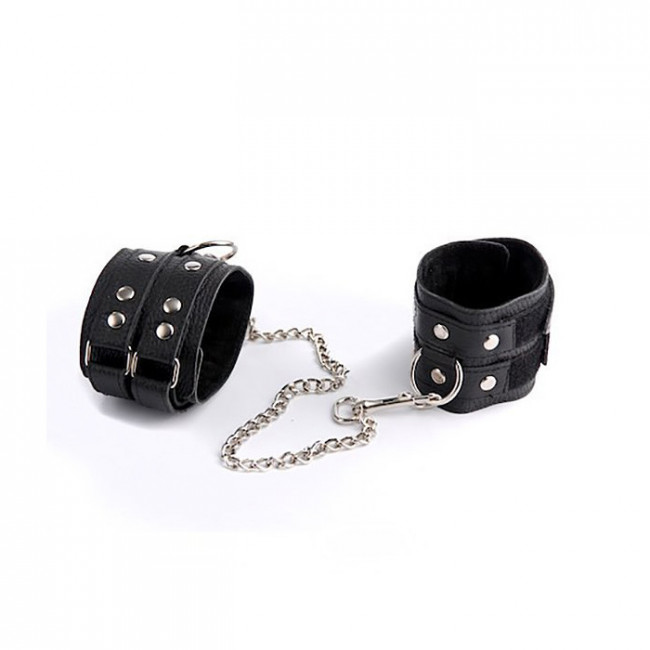 Оковы с мягкой подкладой Оковы с мягкой подкладой