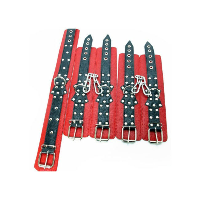 Дерзкий бдсм набор из красно черной натуральной кожи