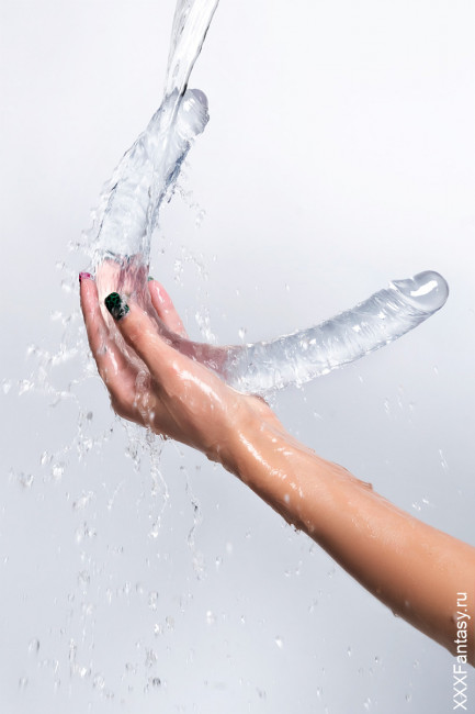 Фаллоимитатор двусторонний прозрачный Фаллоимитатор двусторонний прозрачный