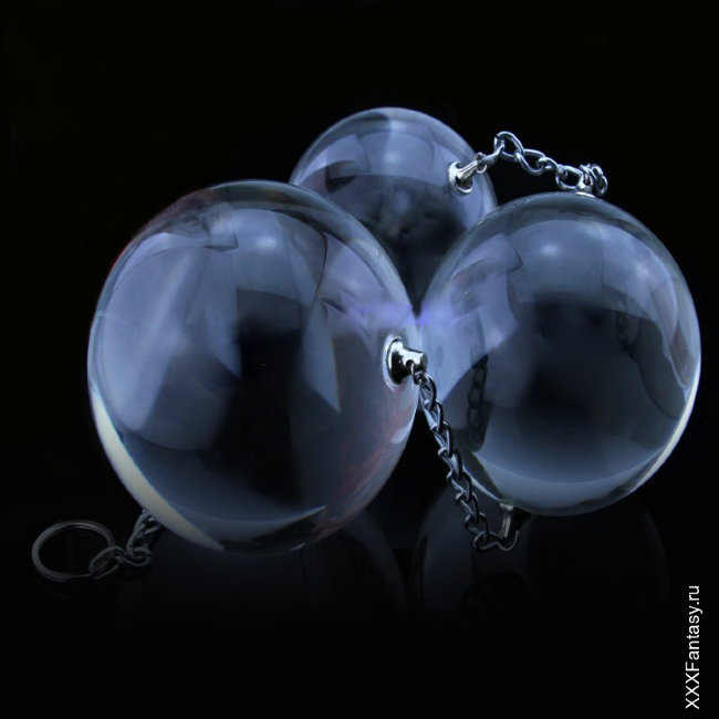 Три огромных анальных шара из стекла Три огромных анальных шара из стекла