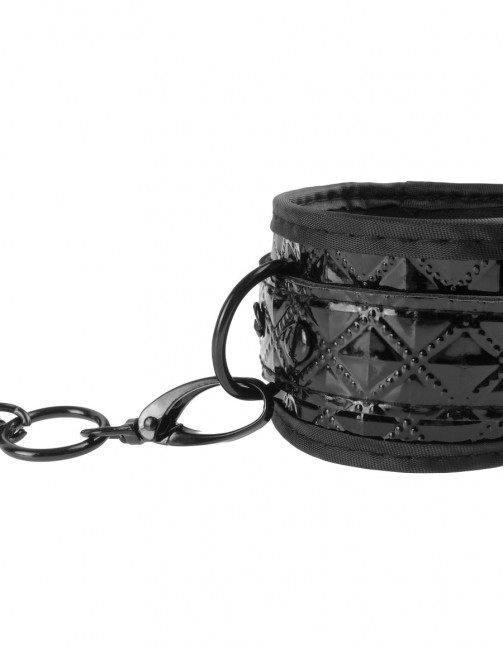 Наручники лаковые соединенные цепочкой