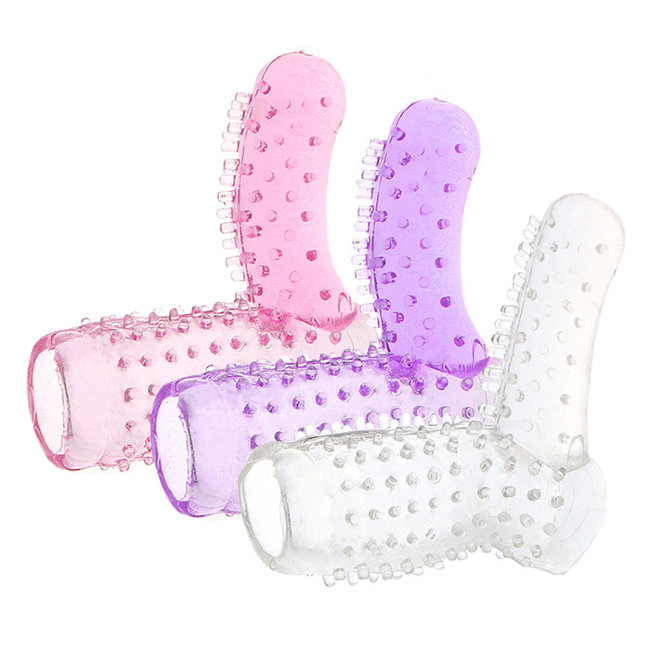 Насадка на член с отростком для стимуляции клитора Насадка на член с отростком для стимуляции клитора