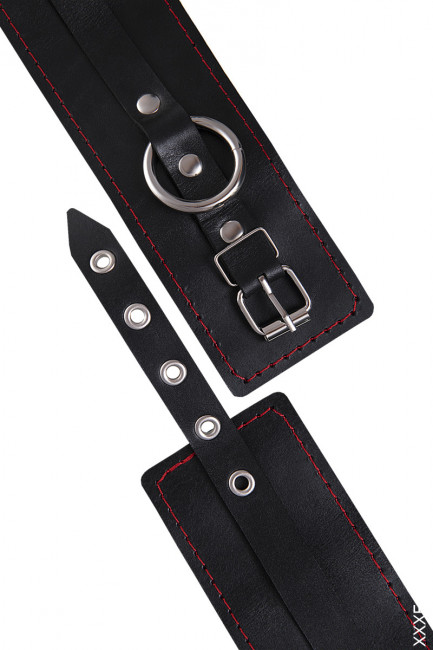 Оковы кожаные с контрастной строчкой