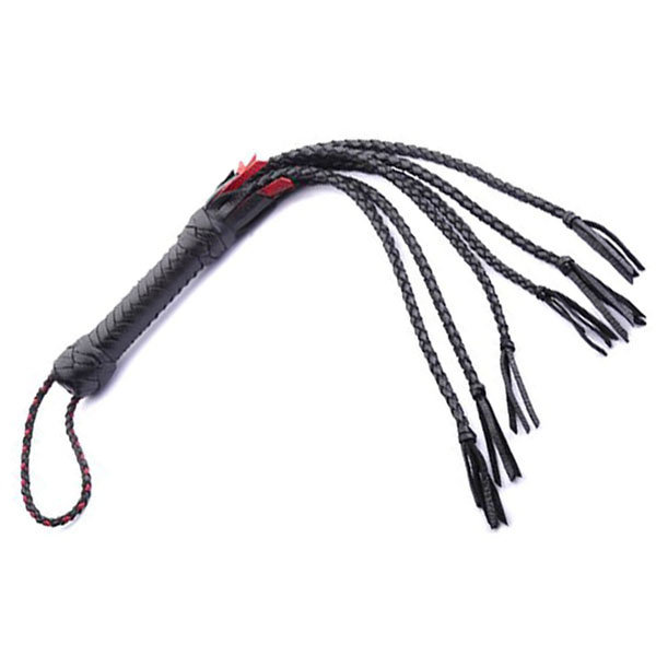 Плетка из хвостов косичек