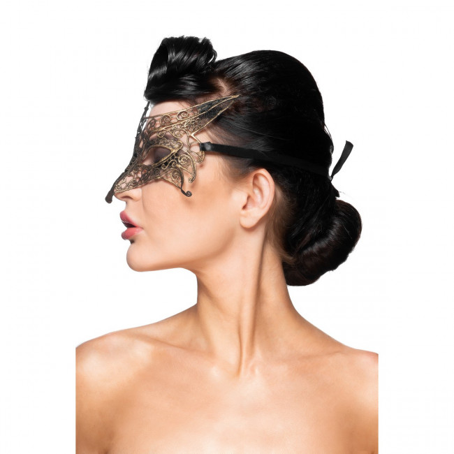 Карнавальная женская кружевная маска