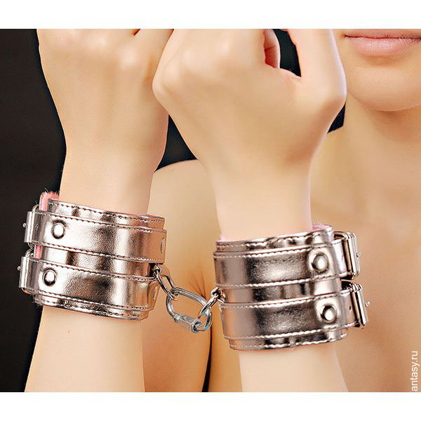 Наручники с плюшевой подкладой