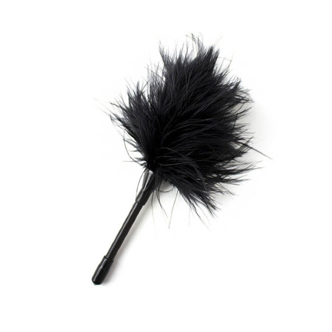Тиклер из пушистых перьев