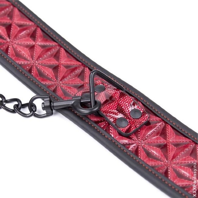 Ошейник с геометричным принтом Ошейник с геометричным принтом