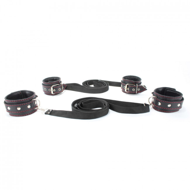 Набор на кровать из кожи с шипами Набор на кровать из кожи с шипами