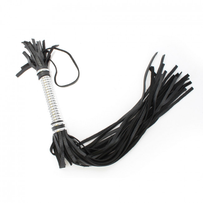 Плеть с жёсткой витой рукояткой серебристого цвета Плеть с жёсткой витой рукояткой серебристого цвета