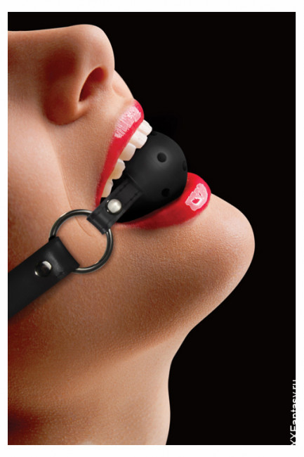 БДСМ кляп-шарик с отверстиями для дыхания