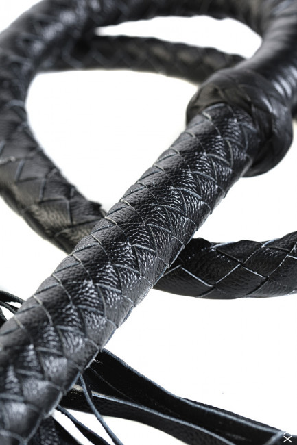 БДСМ кнут кожаный плетеный БДСМ кнут кожаный плетеный