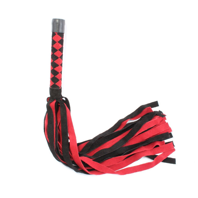 Нежная плеть из замши