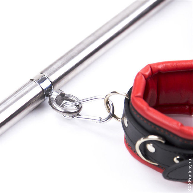 Металлическая штанга с креплением для рук и ног Металлическая штанга с креплением для рук и ног