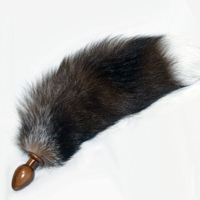 Черно-белый хвост с анальной пробкой Черно-белый хвост с анальной пробкой