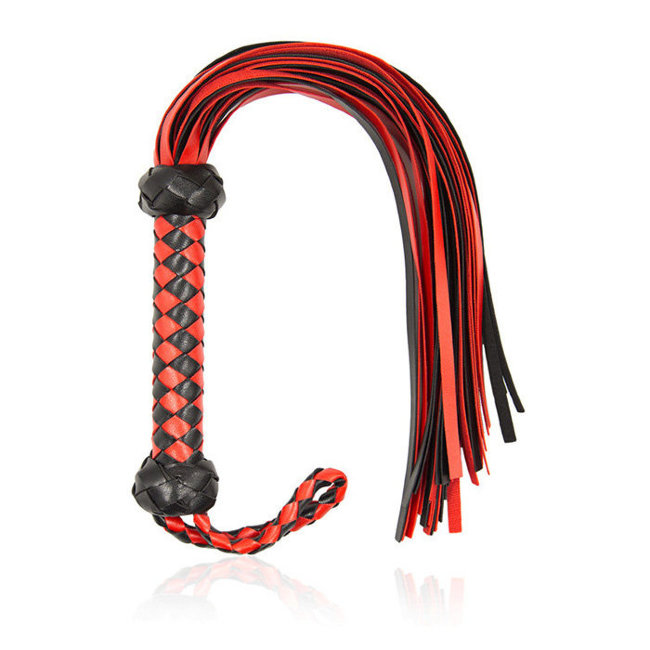 Плетка с плетеной ручкой