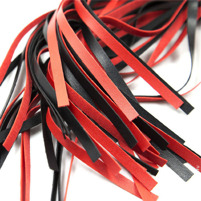 Плетка с плетеной ручкой