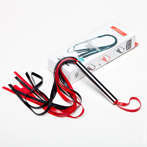 Плеть с латексными хвостами