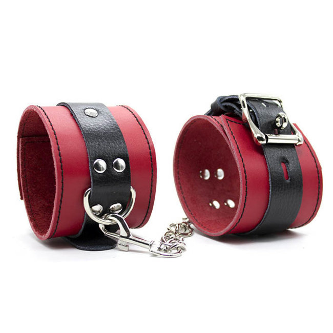 Наручники на замках