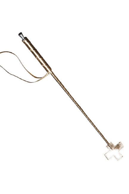 Стек с рукоятью из дерева Стек с рукоятью из дерева