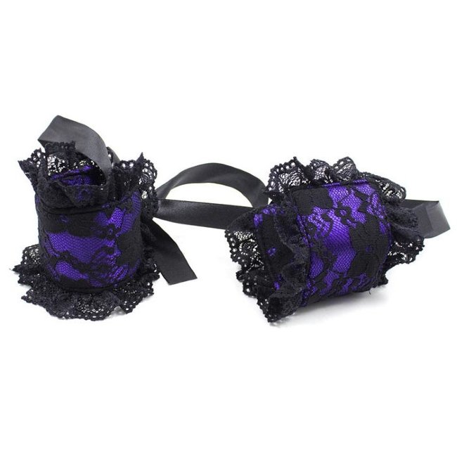 Кружевной набор для эротических игр Кружевной набор для эротических игр