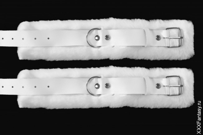 Наручники из натуральной кожи с нежным мехом