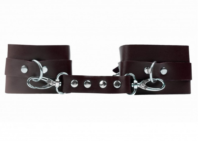 Кожаные бдсм оковы на ноги 