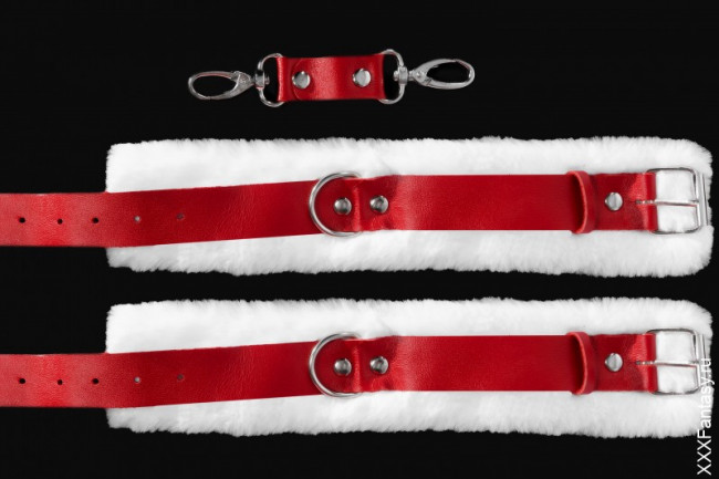 Женские сексуальные оковы из натуральной кожи с нежным мехом