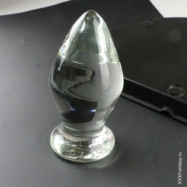 Огромная тяжелая анальная пробка из стекла